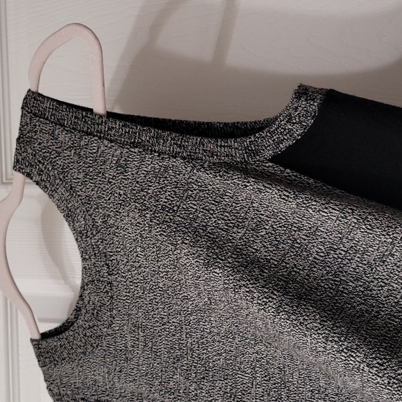 Athleta sleeveless wool sweater dress size small - Picture 4 of 8